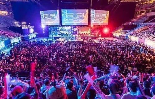 尽管俱乐部 尽管俱乐部